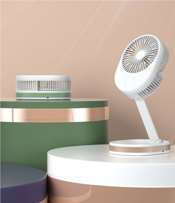 Logo kundenspezifischer kleiner tragbarer Klappventilator zum Laden von Desktops im Außenbereich