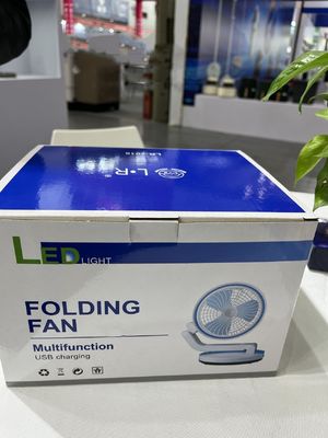 Kompakt und leistungsstark Unser Klappventilator mit 1500 mAh Batterie für die Luftzirkulation unterwegs