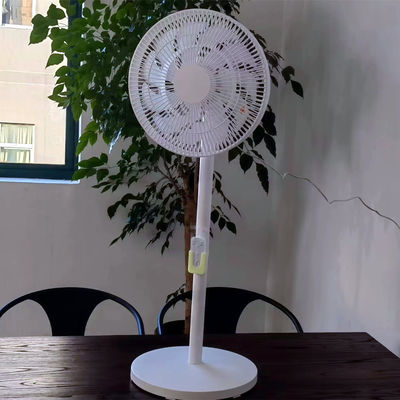 Handelsüblicher Kühlventilator mit drei Windgeschwindigkeiten