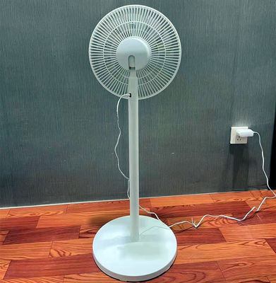 Luftkreislaufventilator Modekühlventilator mit höhenverstellbarer Fernbedienung