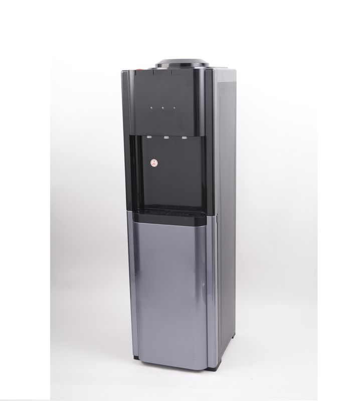 Kompressor-Kühlwasser-Dispenser für heißes, kaltes und warmes Wasser in 37*37*111cm Abmessungen